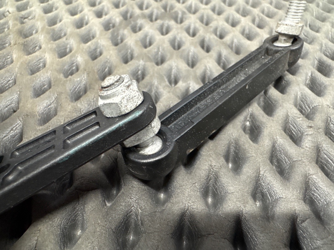 Датчик уровня подвески, 2530 рублей, Красноярск