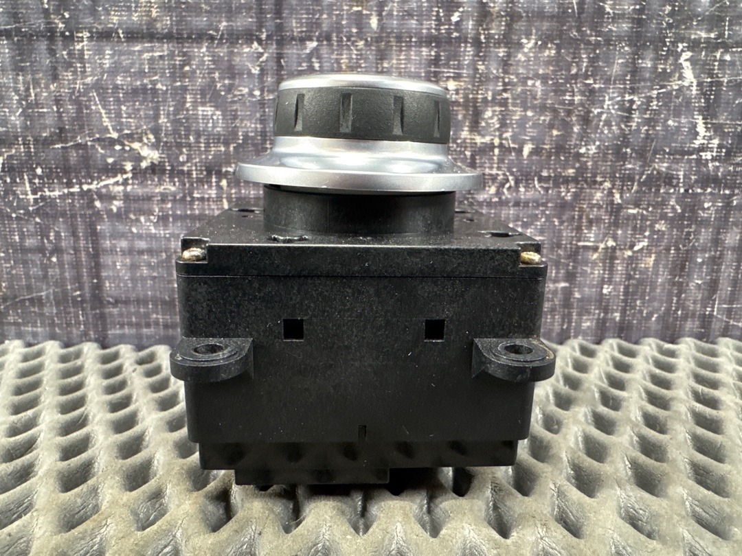 Джойстик, 3570 рублей, Красноярск