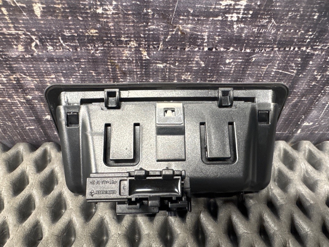 Кнопка открывания багажника, 1370 рублей, Красноярск