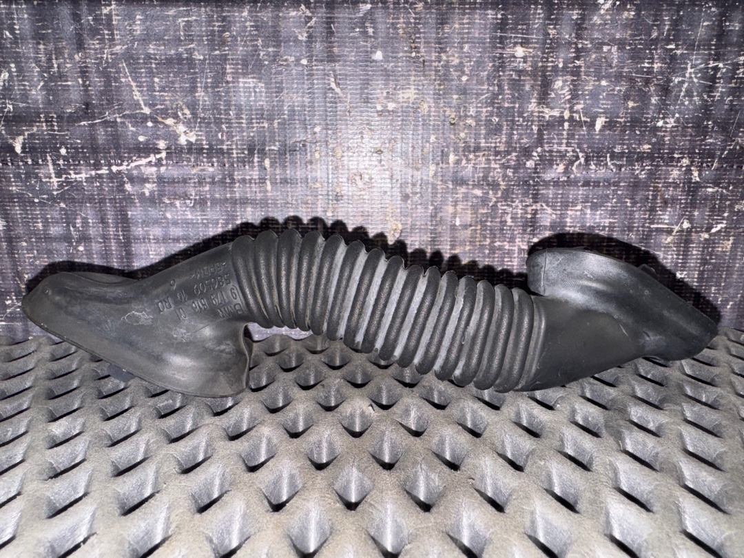 Гофра крышки багажника, 720 рублей, Красноярск