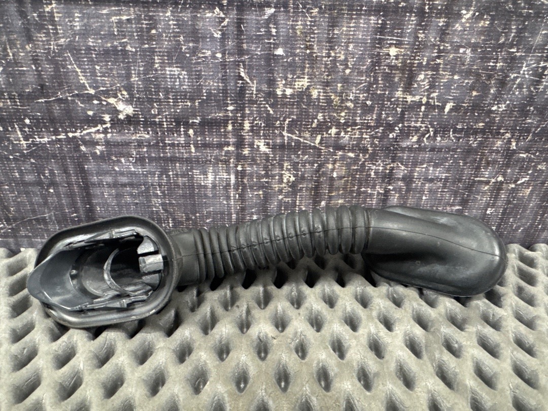 Гофра крышки багажника, 720 рублей, Красноярск