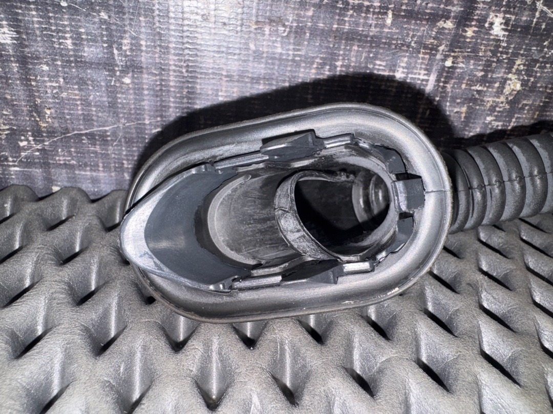 Гофра крышки багажника, 720 рублей, Красноярск