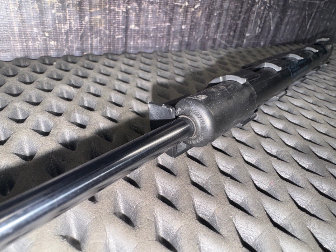 Амортизатор капота, 830 рублей, Красноярск