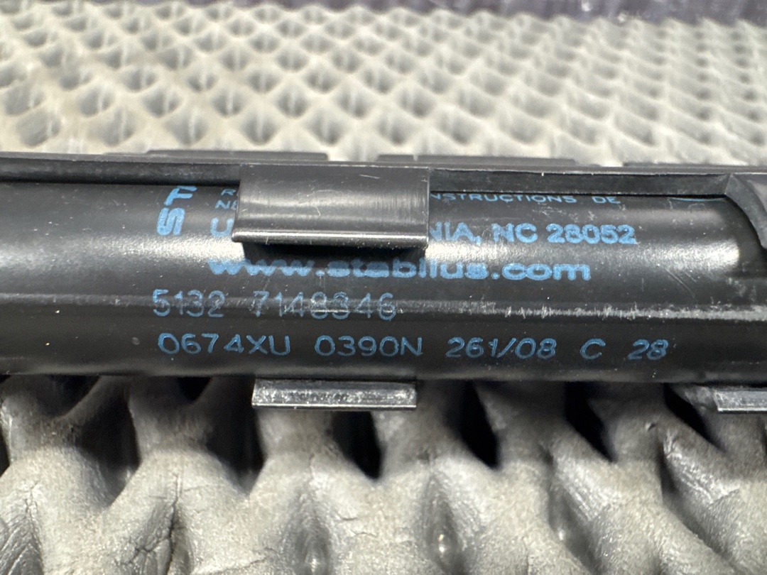 Амортизатор капота, 830 рублей, Красноярск