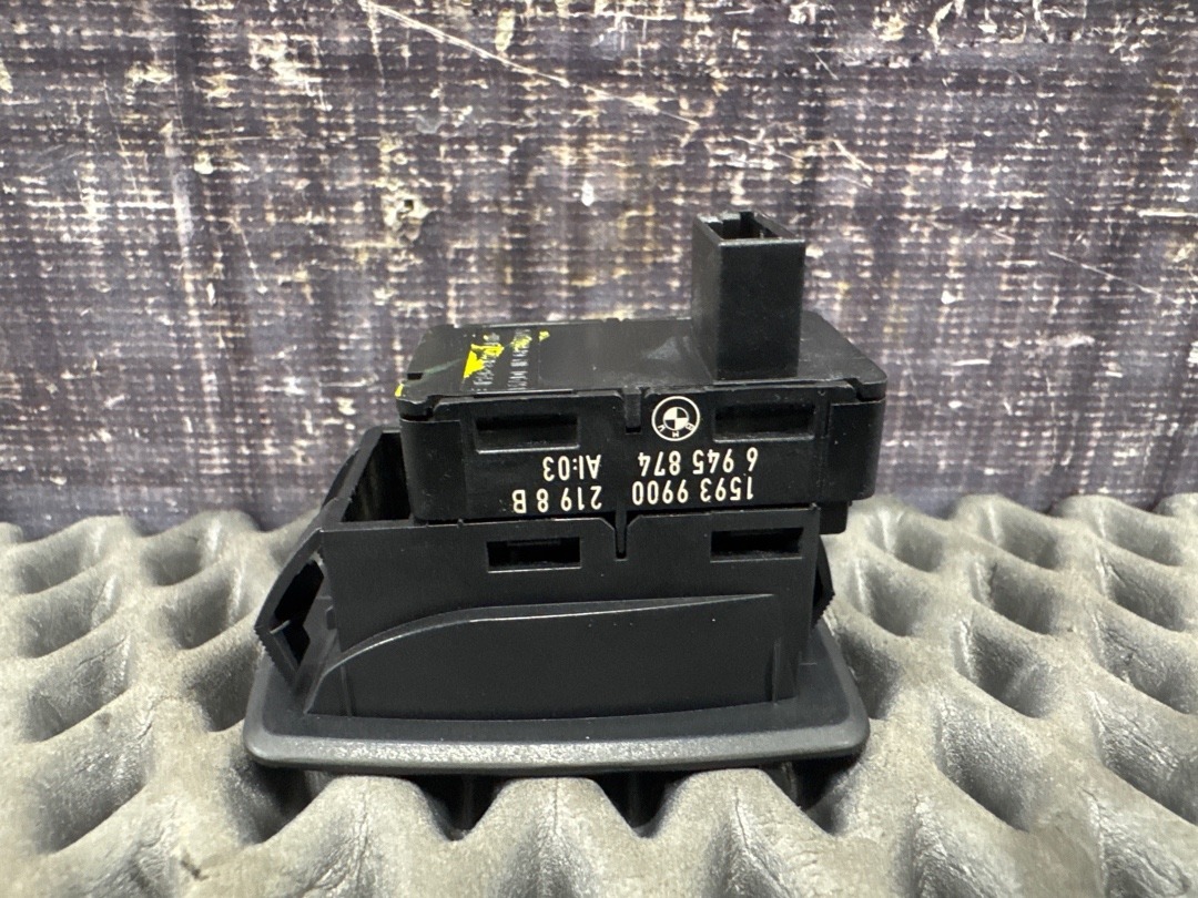 Кнопка стеклоподъемника, 620 рублей, Красноярск