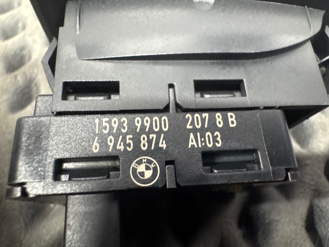 Кнопка стеклоподъемника, 620 рублей, Красноярск