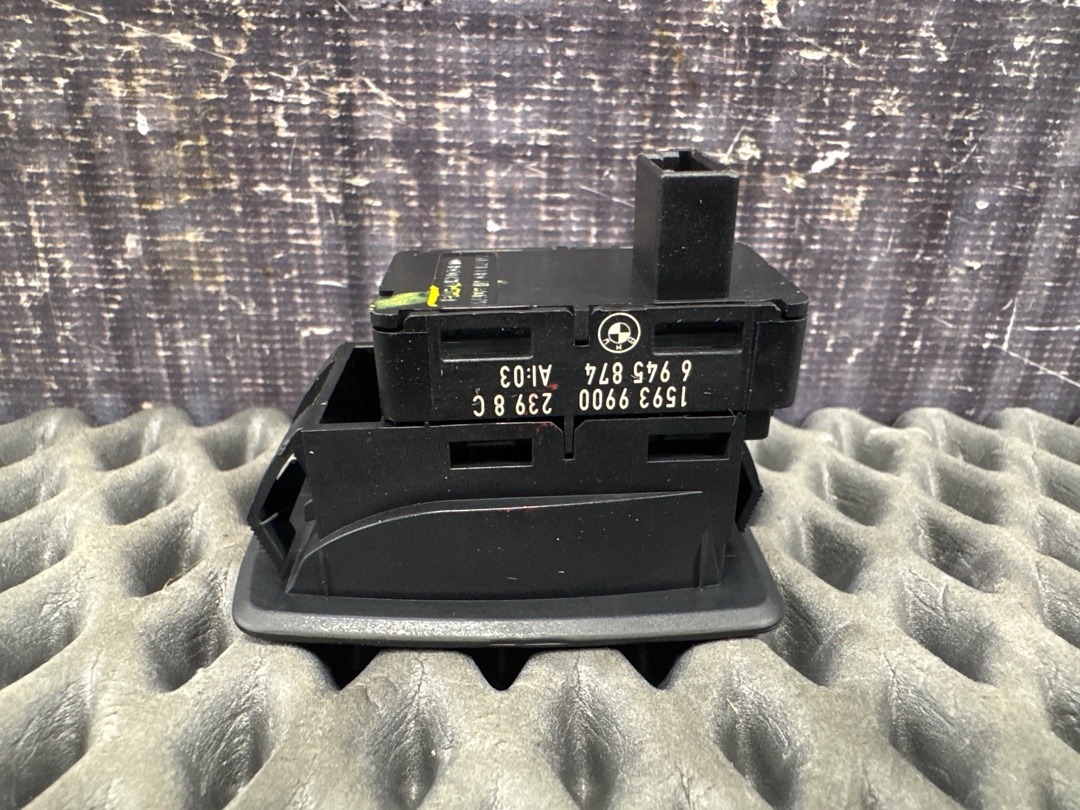 Кнопка стеклоподъемника, 620 рублей, Красноярск