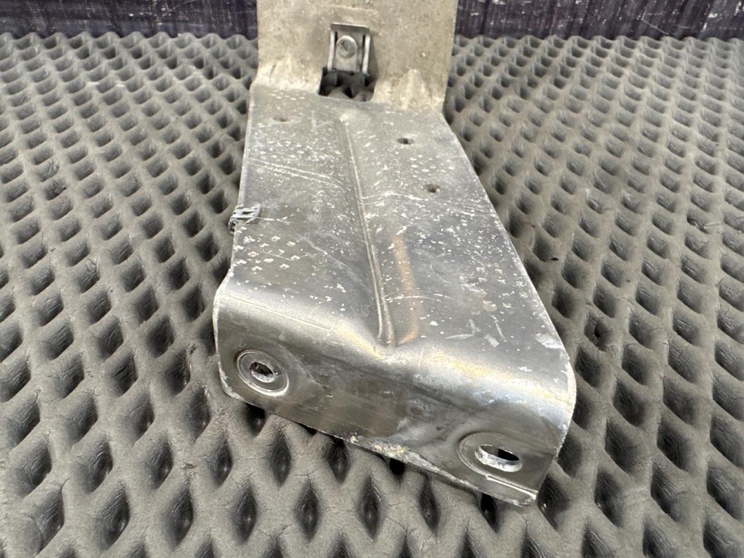 Крепление защиты двигателя, 870 рублей, Красноярск