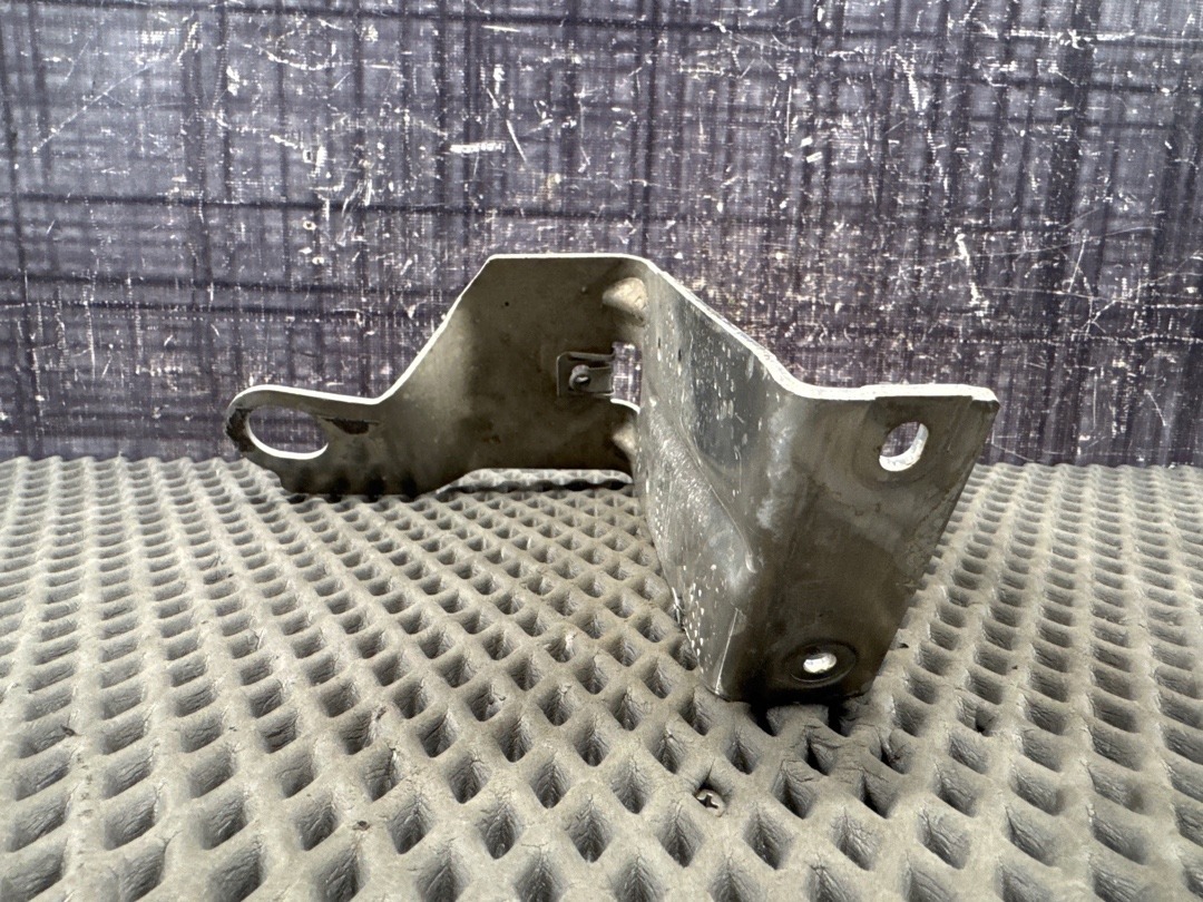 Крепление защиты двигателя, 870 рублей, Красноярск