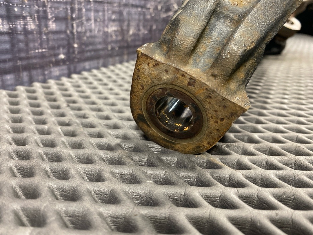 Поворотный кулак, 6452 рублей, Красноярск