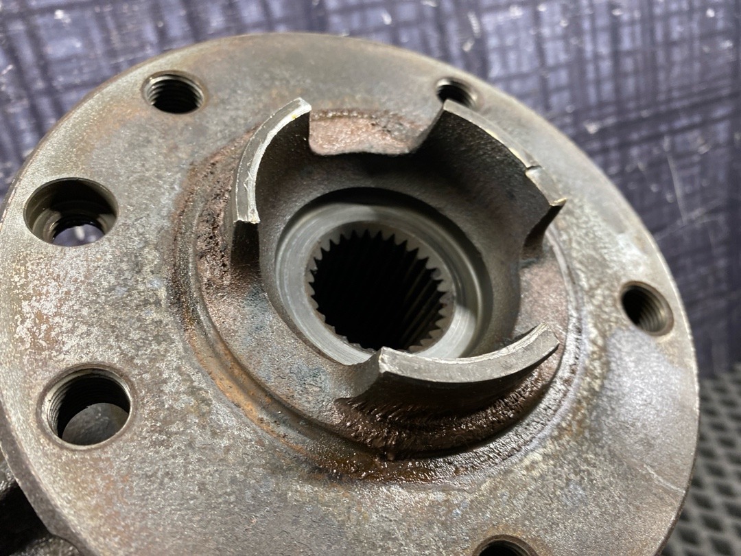 Поворотный кулак, 6452 рублей, Красноярск