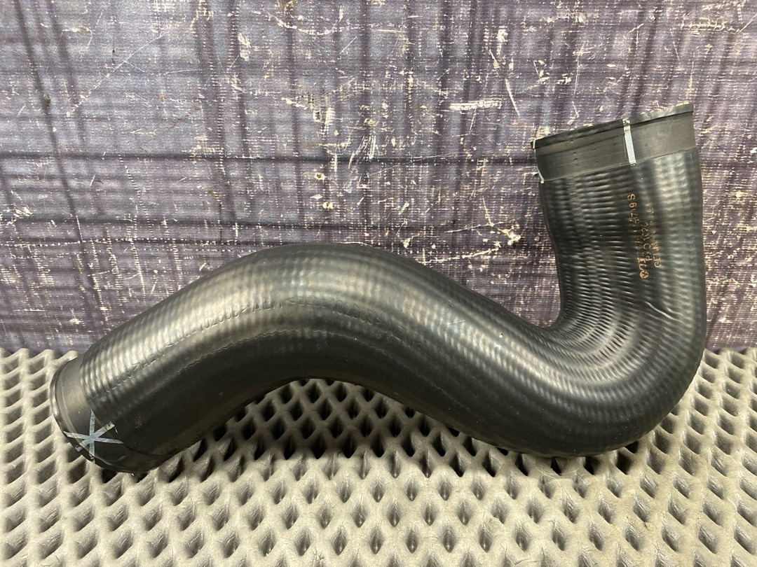 Патрубок интеркуллера, 366 рублей, Красноярск