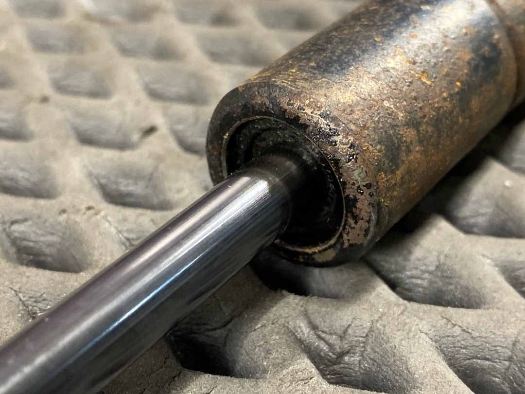 Амортизатор багажника, 486 рублей, Красноярск