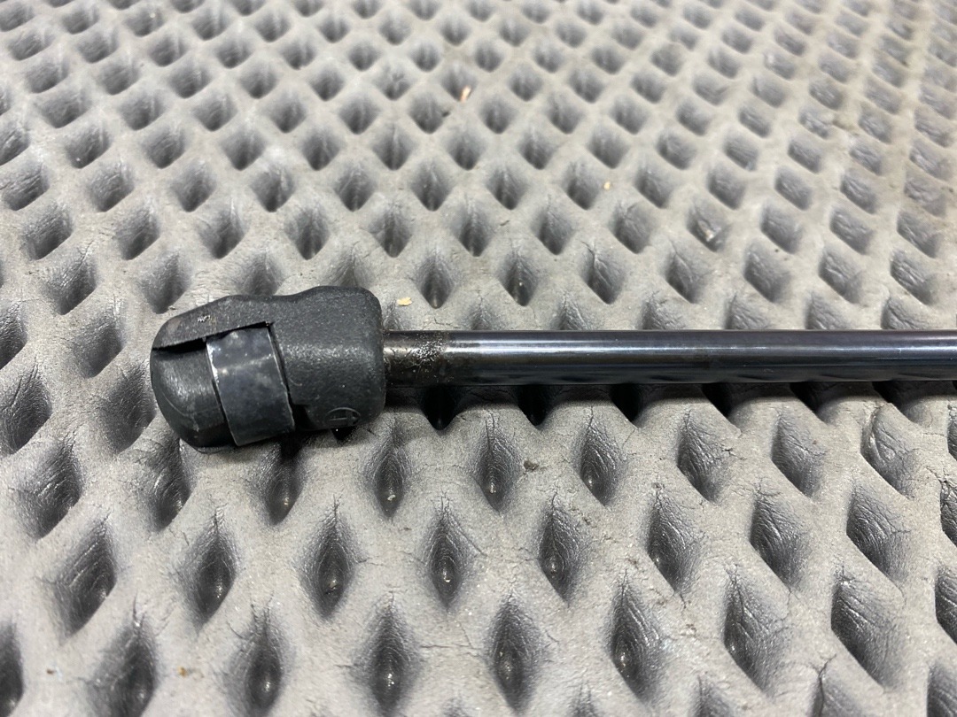 Амортизатор багажника, 486 рублей, Красноярск