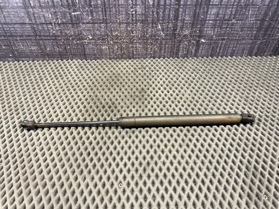 Амортизатор багажника, 486 рублей, Красноярск