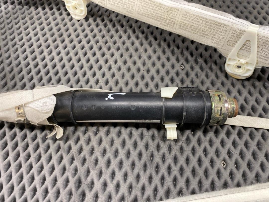 Подушка безопасности, 858 рублей, Красноярск