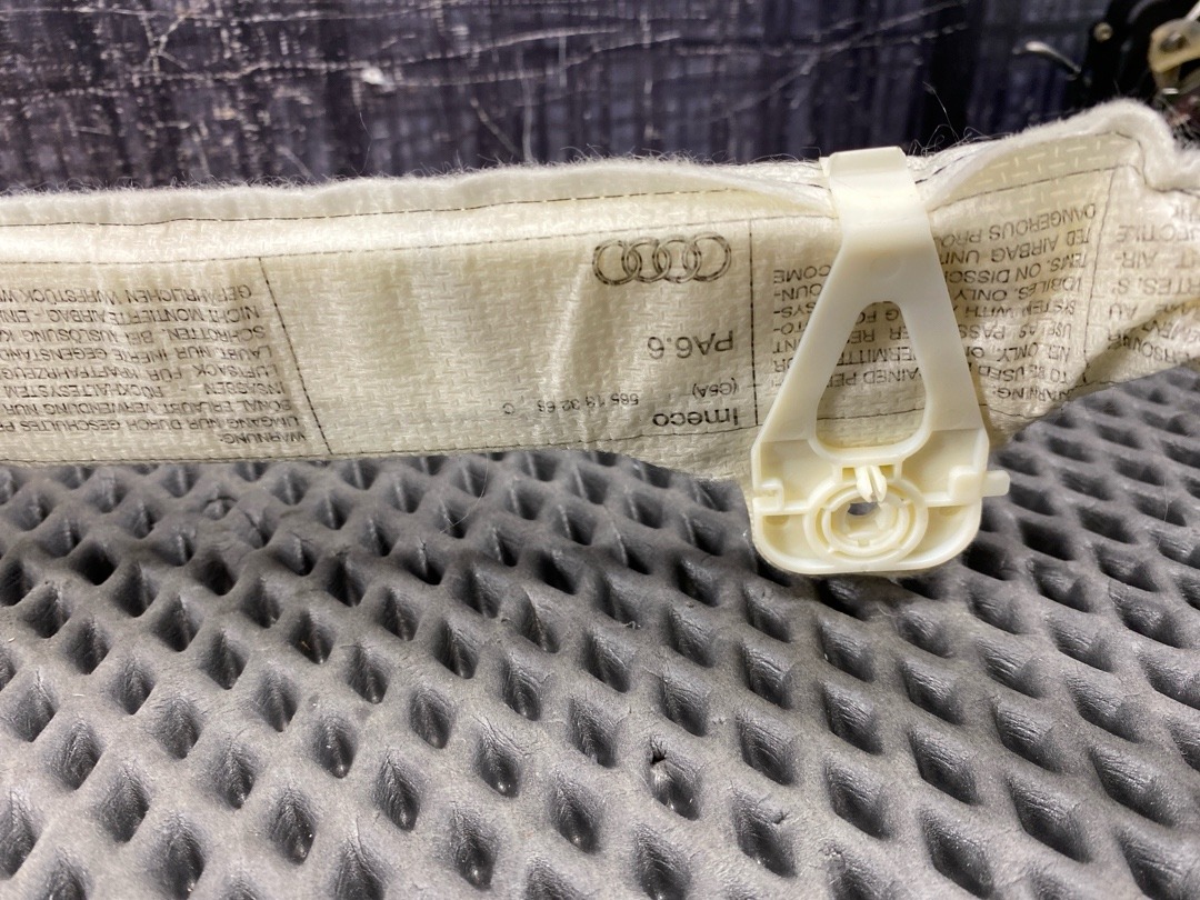 Подушка безопасности, 858 рублей, Красноярск