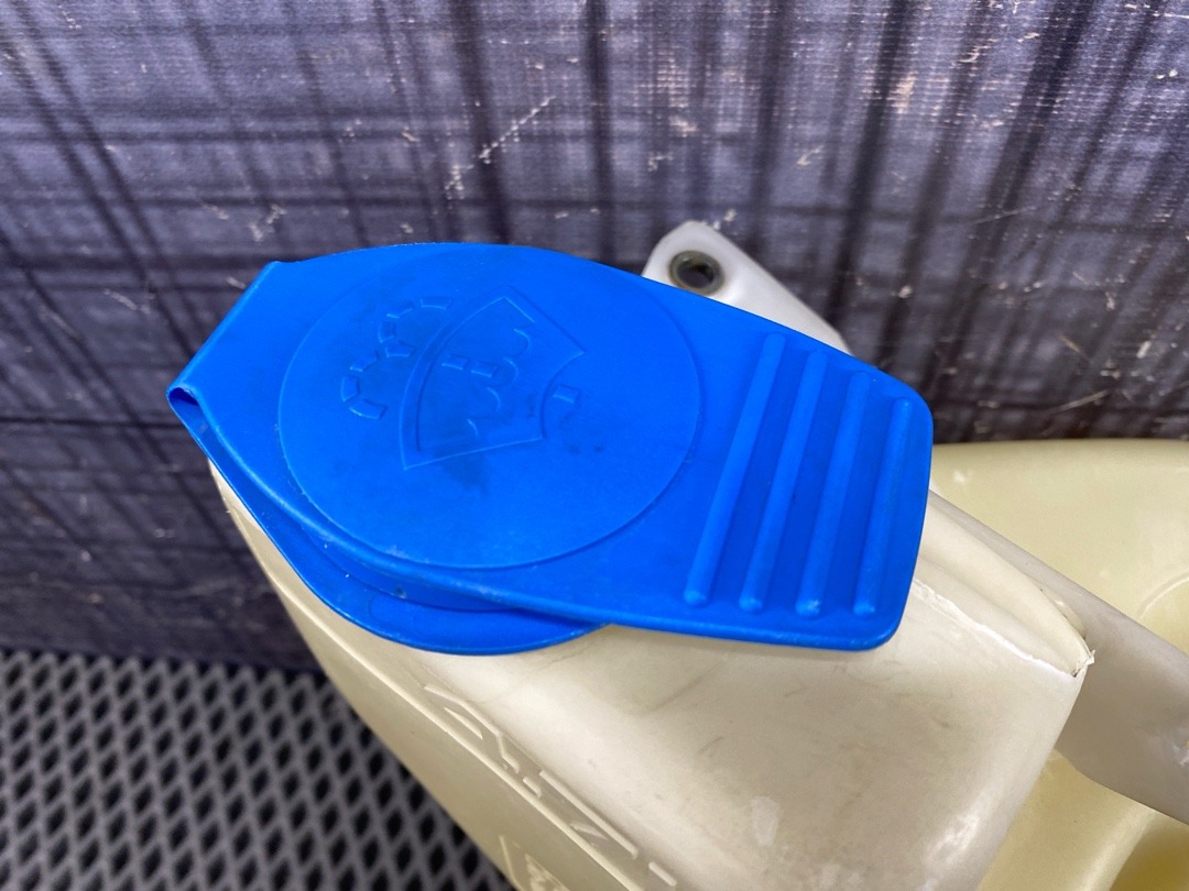 Бачок омывателя, 924 рублей, Красноярск