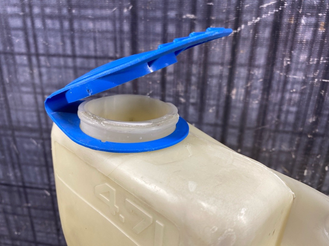 Бачок омывателя, 924 рублей, Красноярск