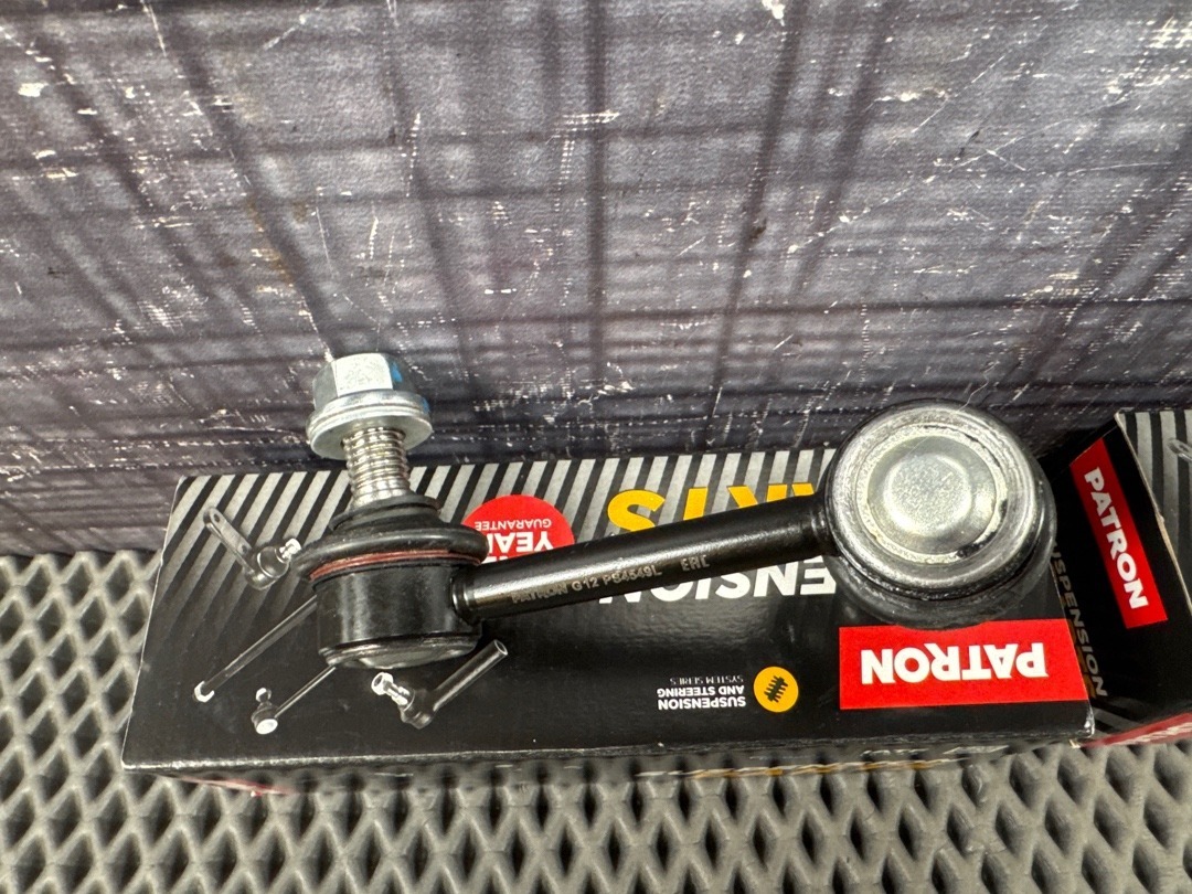 Комплект стоек стабилизатора, 3820 рублей, Красноярск