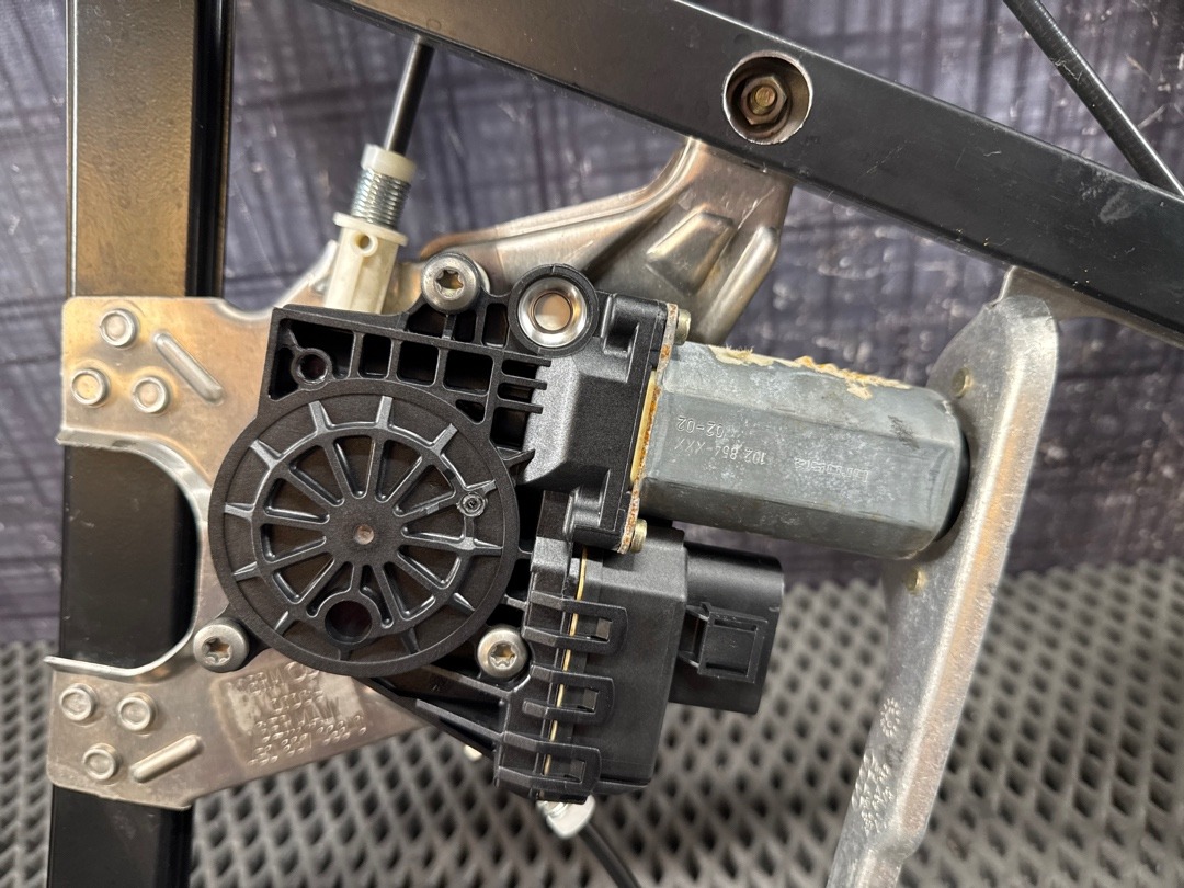 Стеклоподъемник, 4632 рублей, Красноярск