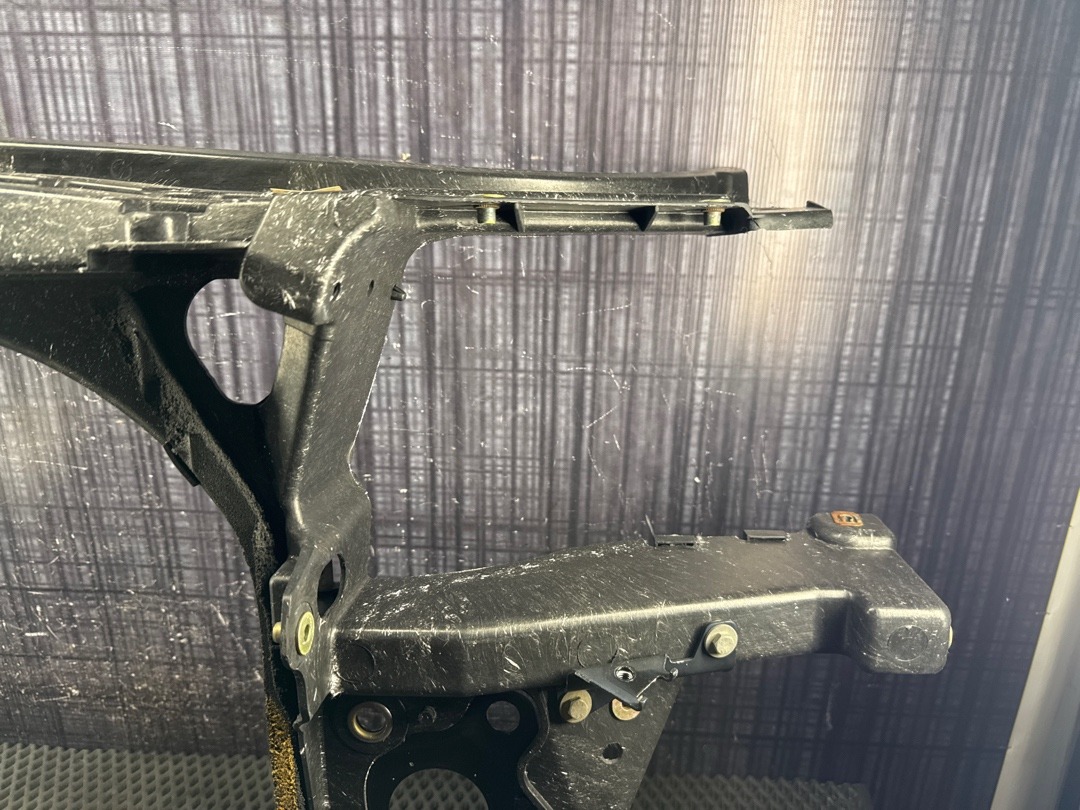 Рамка радиатора, 3402 рублей, Красноярск