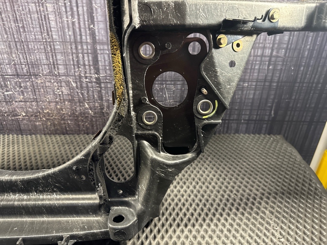 Рамка радиатора, 3402 рублей, Красноярск