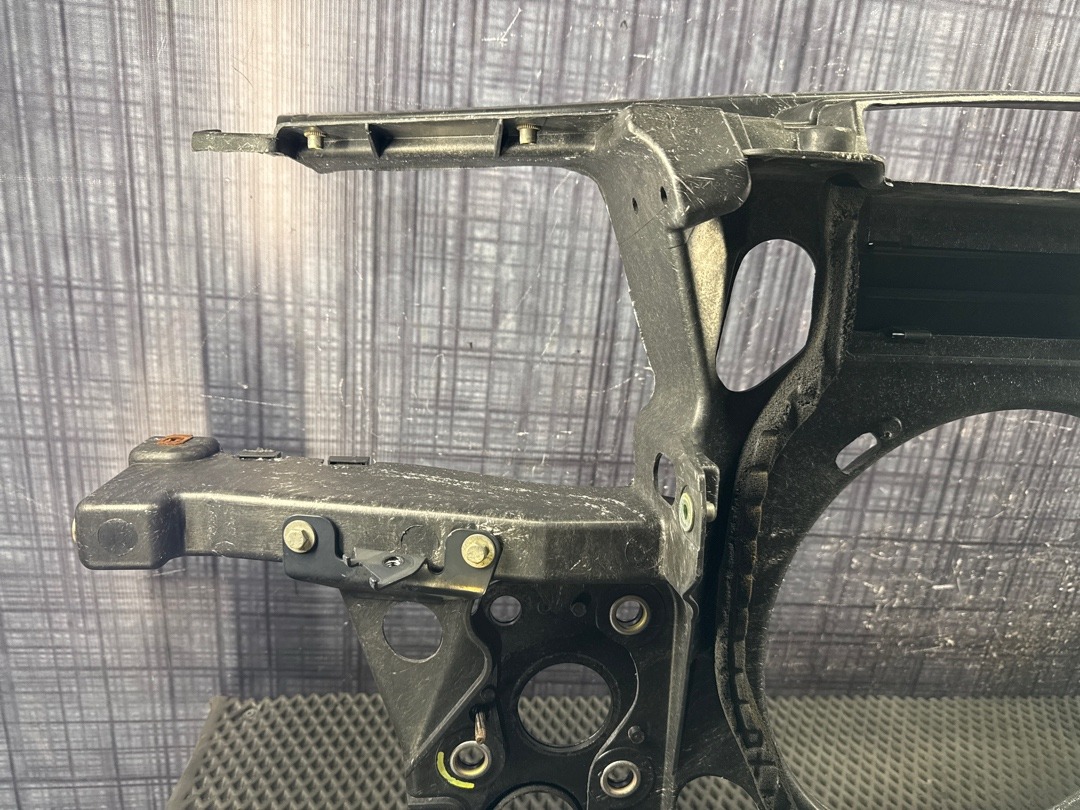 Рамка радиатора, 3402 рублей, Красноярск