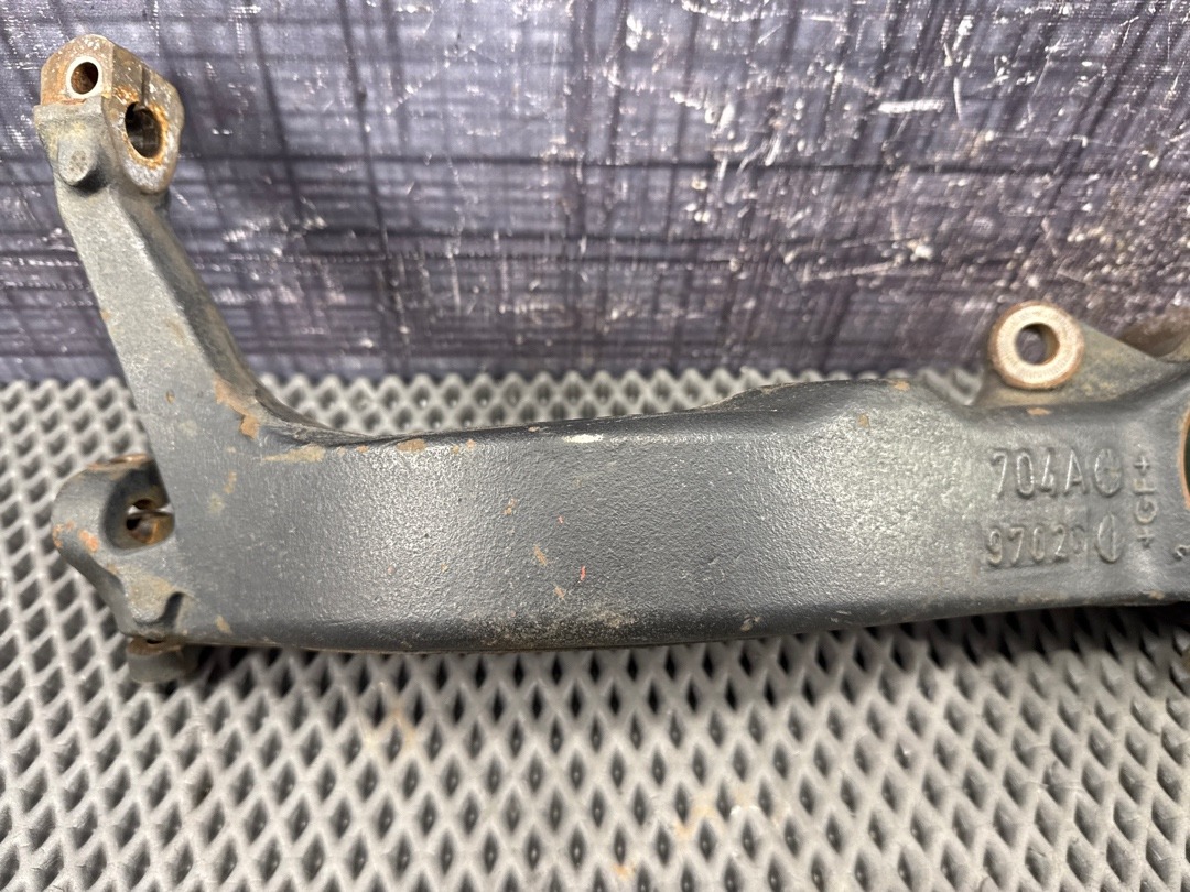 Поворотный кулак, 3756 рублей, Красноярск