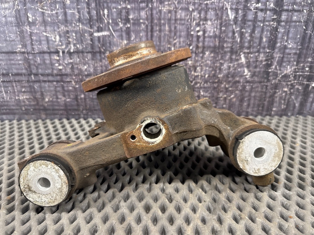 Поворотный кулак, 2598 рублей, Красноярск