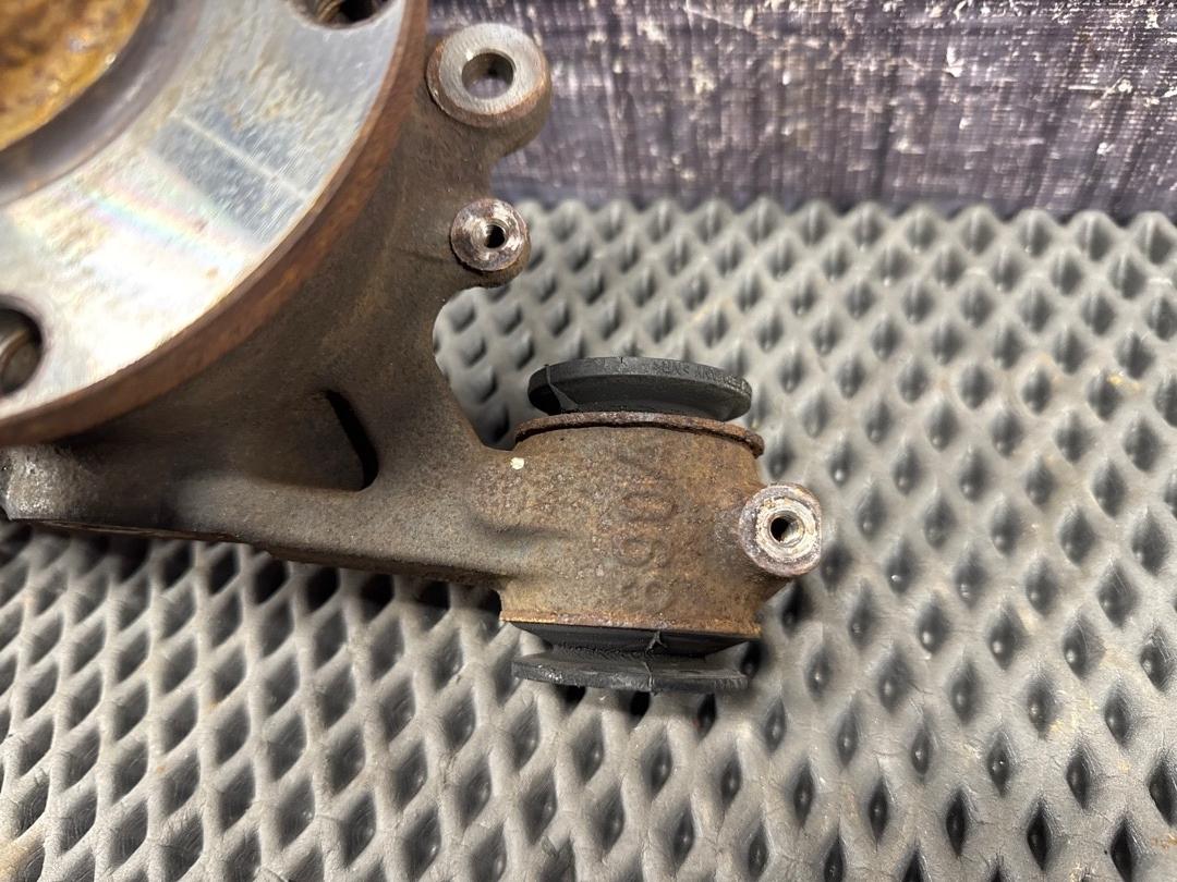 Поворотный кулак, 2598 рублей, Красноярск