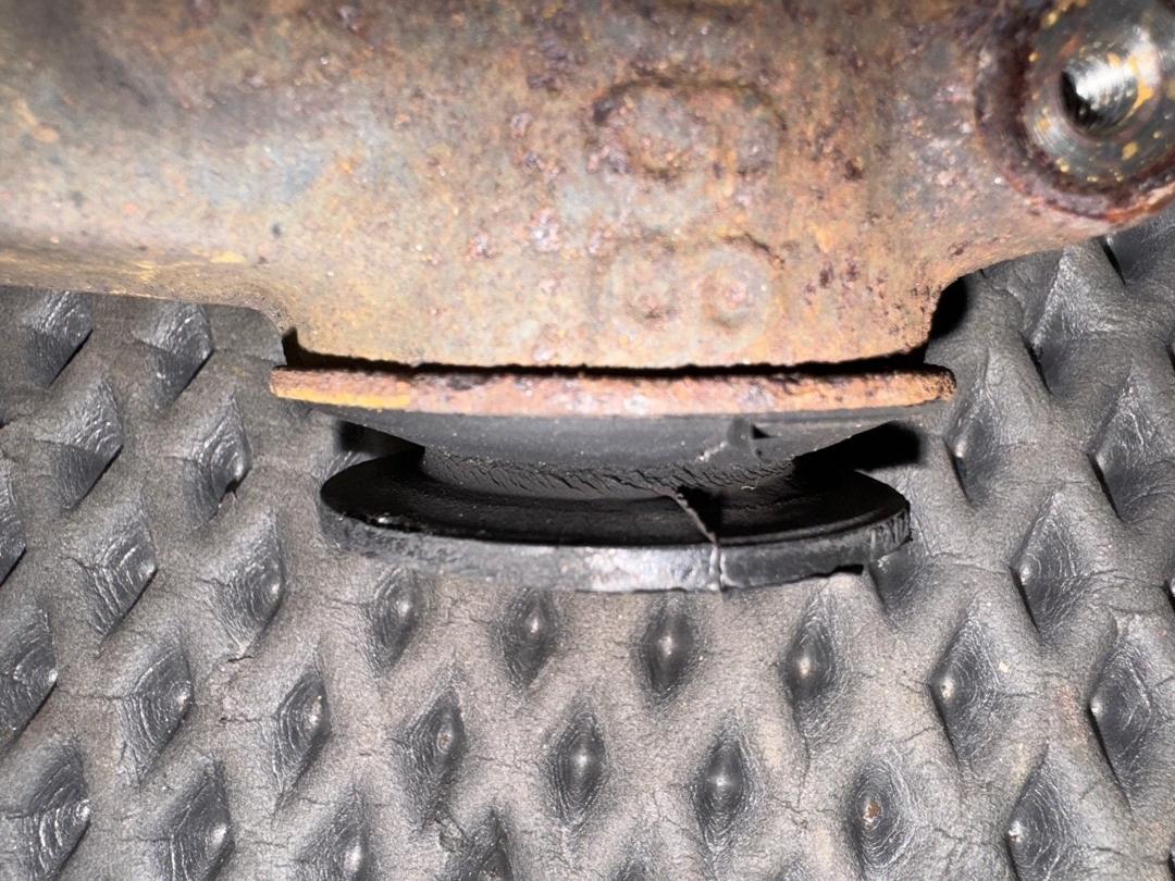 Поворотный кулак, 2598 рублей, Красноярск