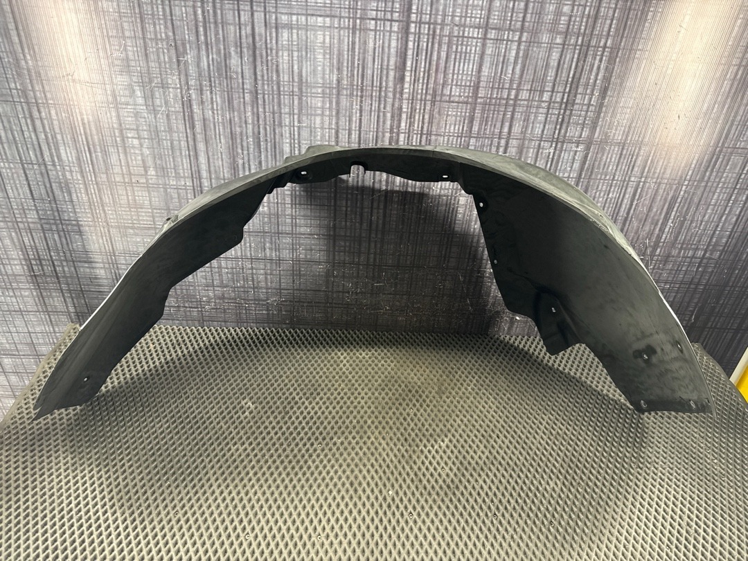 Подкрылок, 2976 рублей, Красноярск