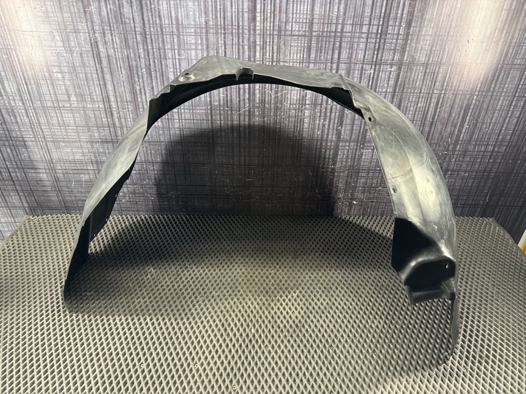 Подкрылок, 2466 рублей, Красноярск