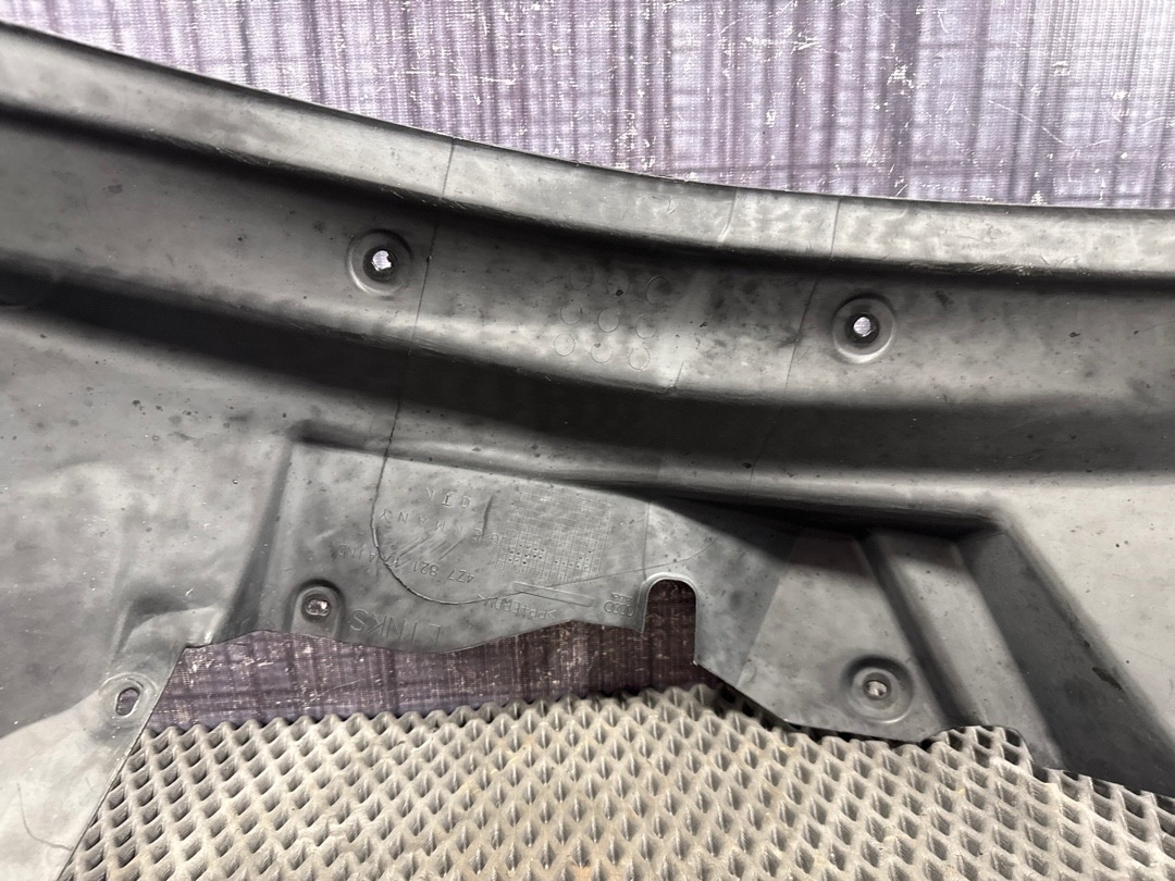 Подкрылок, 2466 рублей, Красноярск