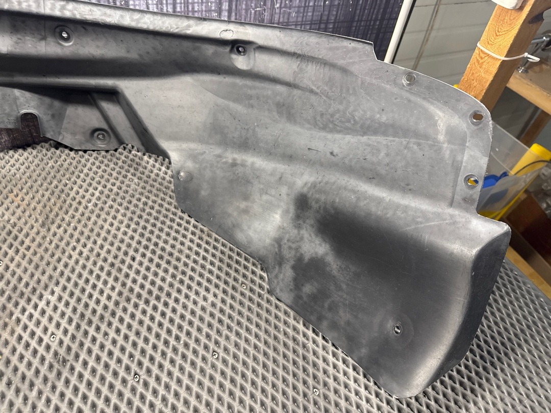 Подкрылок, 2466 рублей, Красноярск