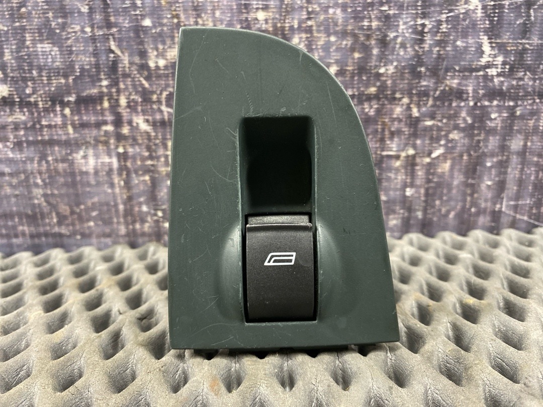 Кнопка стеклоподъемника, 342 рублей, Красноярск