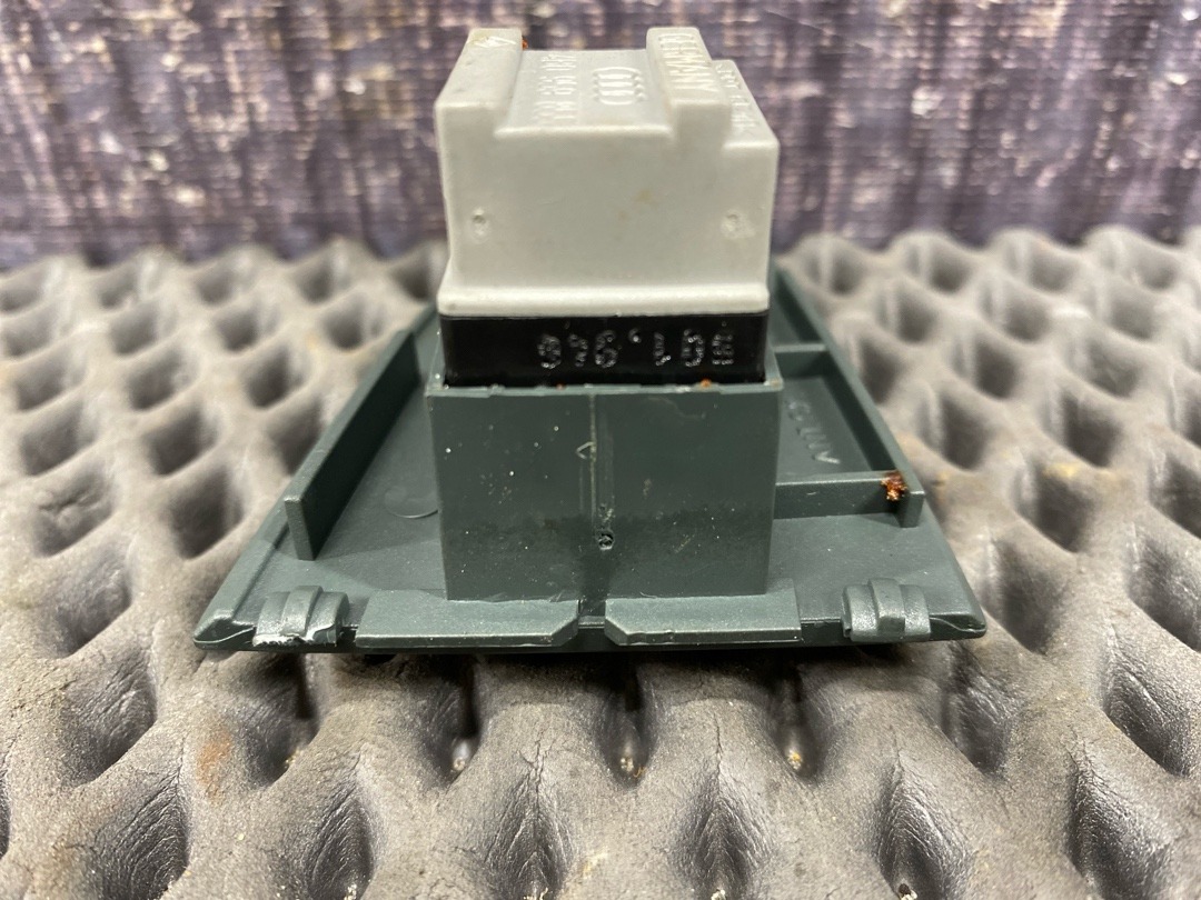 Кнопка стеклоподъемника, 342 рублей, Красноярск