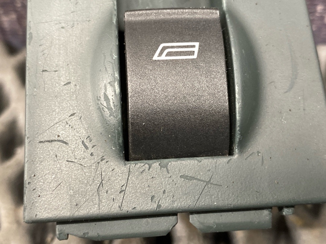 Кнопка стеклоподъемника, 342 рублей, Красноярск