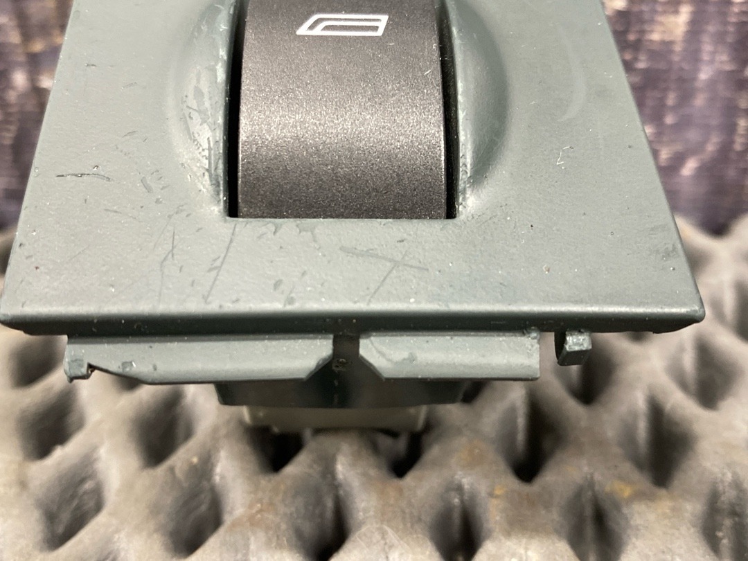 Кнопка стеклоподъемника, 342 рублей, Красноярск