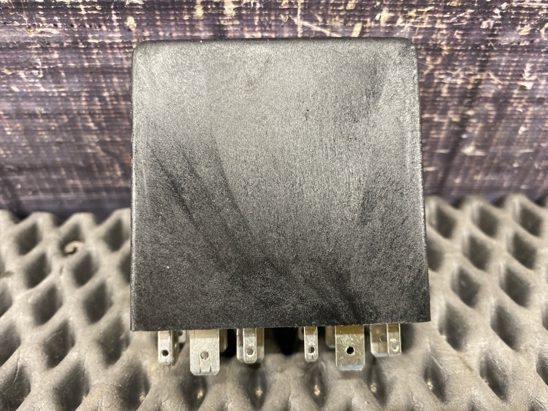 Реле, 306 рублей, Красноярск