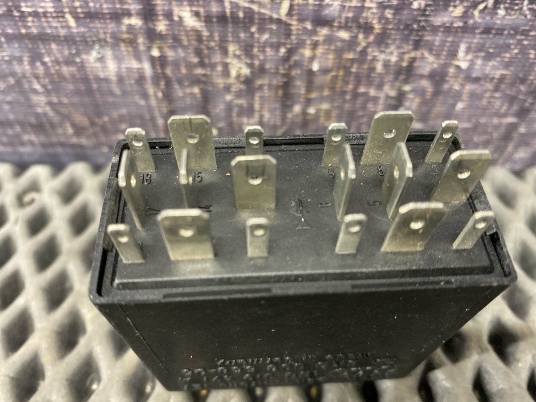 Реле, 306 рублей, Красноярск