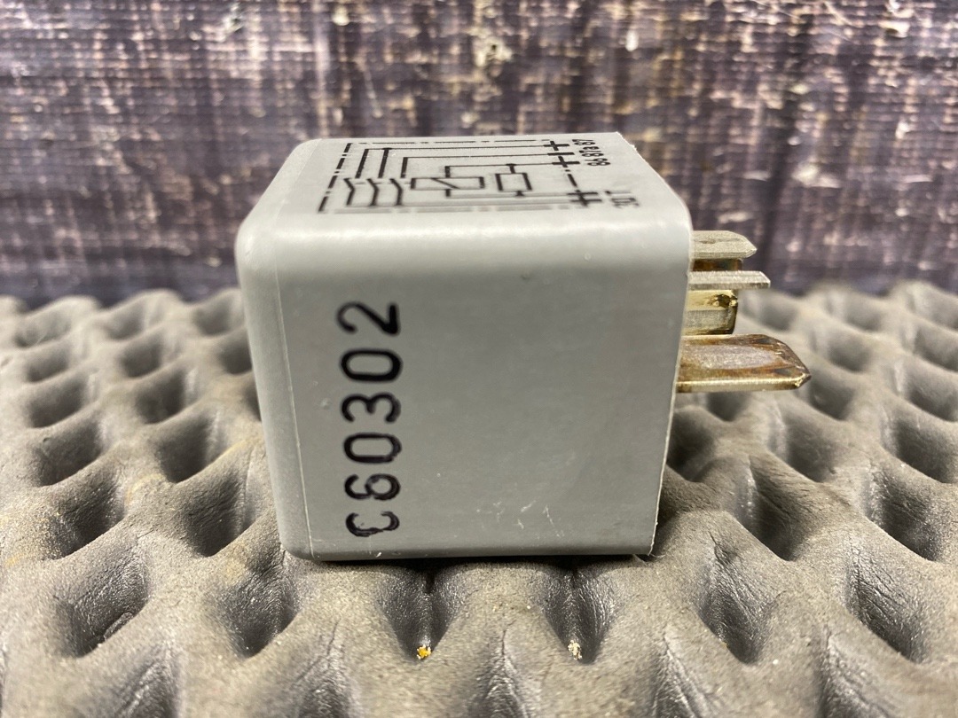 Реле топливного насоса, 402 рублей, Красноярск