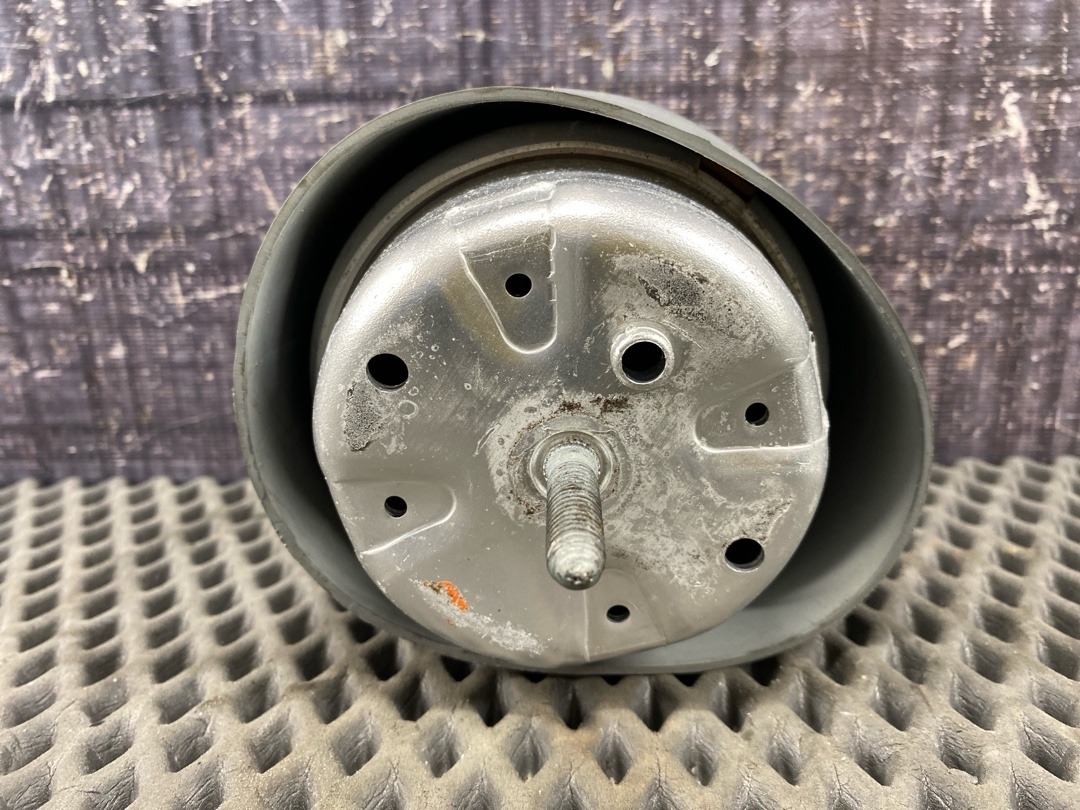 Подушка двигателя, 3132 рублей, Красноярск