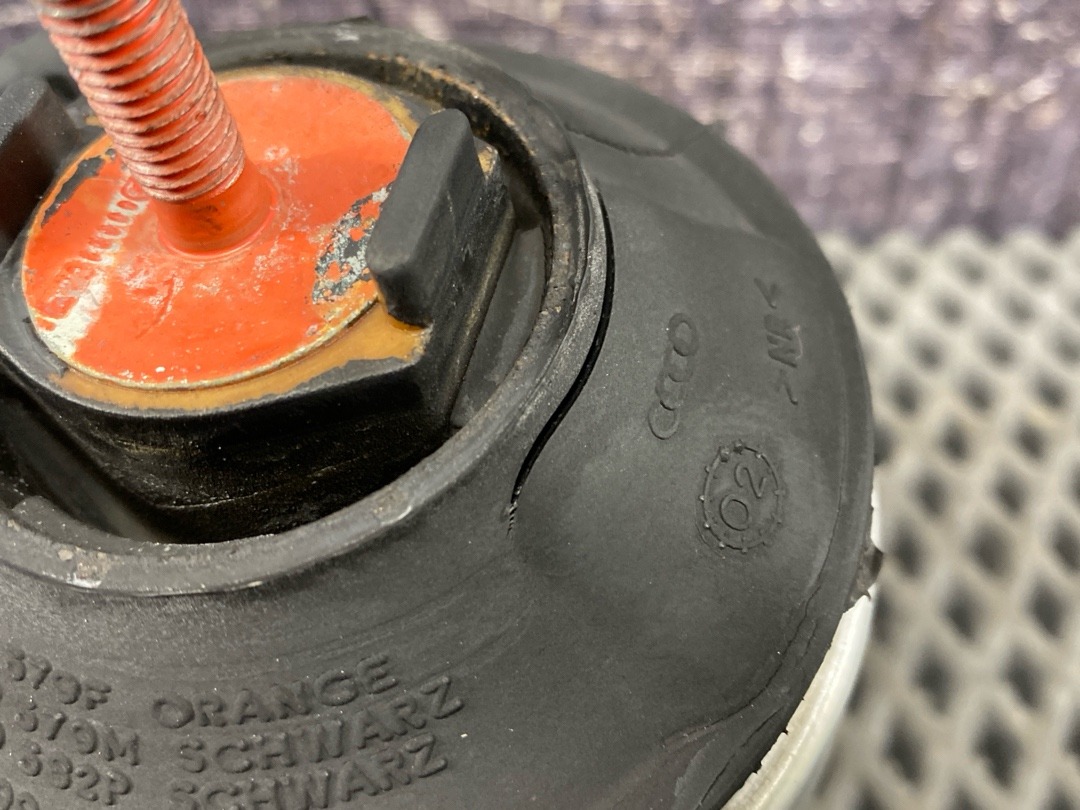 Подушка двигателя, 3132 рублей, Красноярск