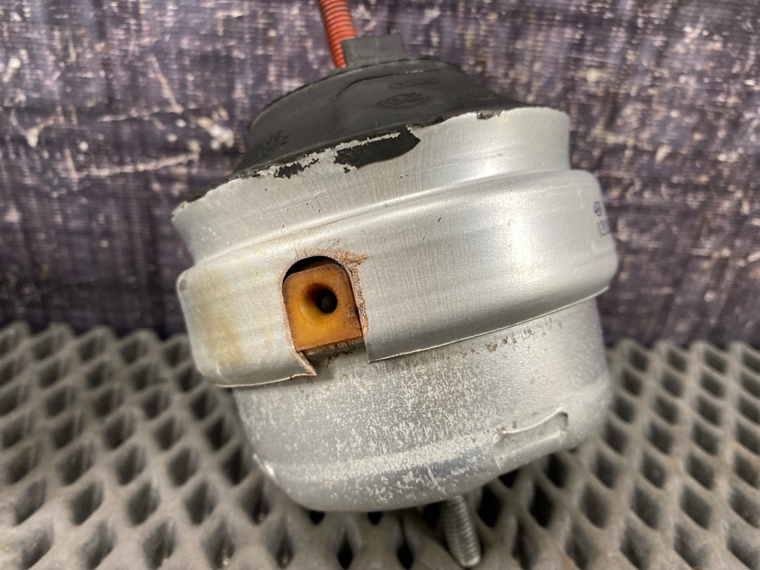 Подушка двигателя, 3132 рублей, Красноярск