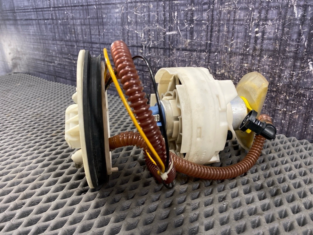 Бензонасос, 4992 рублей, Красноярск