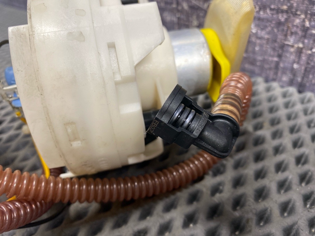 Бензонасос, 4992 рублей, Красноярск