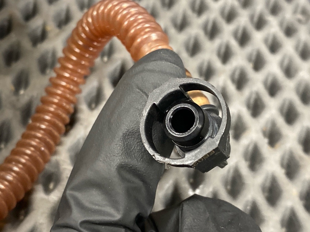 Бензонасос, 4992 рублей, Красноярск