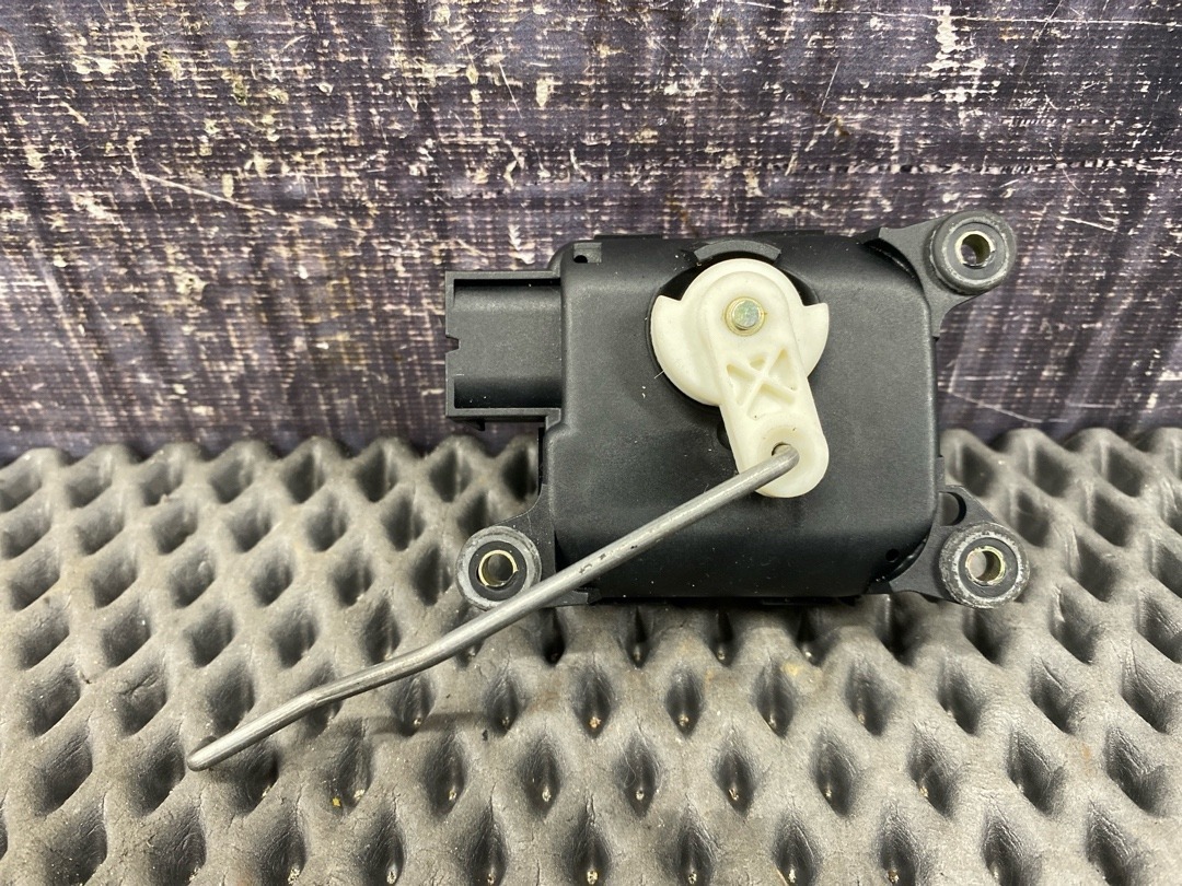 Мотор заслонки печки, 1116 рублей, Красноярск